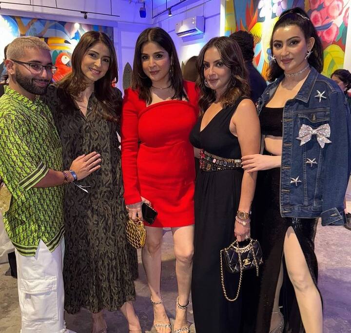 Bhavana gave glimpses of her time spent with some of her closest friends, including veteran actress Rekha, designer Manish Malhotra, Shalini Passi, Maheep Kapoor, Seema Sajdeh, Arbaaz Khan, and Sanjay Kapoor.