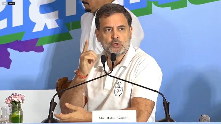 काँग्रेसचे नेते राहुल गांधी यांनी आज पत्रकार परिषद घेत पंतप्रधान नरेंद्र मोदी आणि भाजपवर जोरदार हल्लाबोल केला. (Image Credit- Rahul Gandhi)
