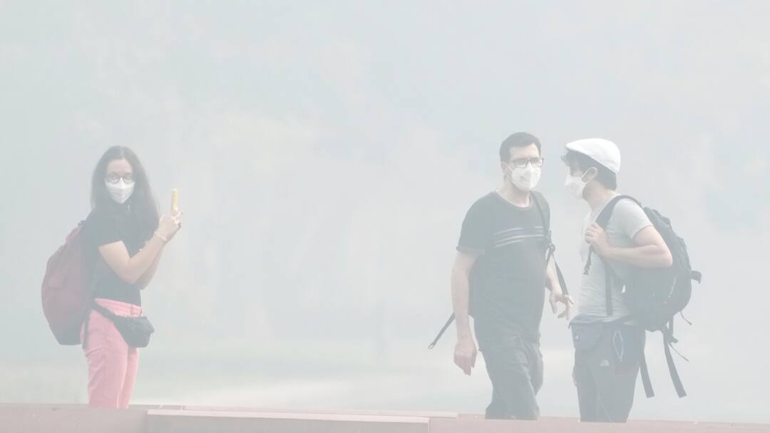 Delhi Air Pollution: दिल्ली में जानलेवा प्रदूषण, GRAP-4 लागू, 10वीं-12वीं को छोड़ सभी क्लास की पढ़ाई ऑनलाइन Delhi pollution severe plus GRAP-4 implemented School go online classes except 10th and 12th Delhi Air Pollution: दिल्ली में जानलेवा प्रदूषण, GRAP-4 लागू, 10वीं-12वीं को छोड़ सभी क्लास की पढ़ाई ऑनलाइन