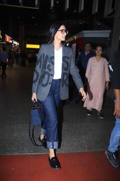 Sonam Kapoor Shows How To Elevate Airport Fashion In Luxury Blazer, PICS