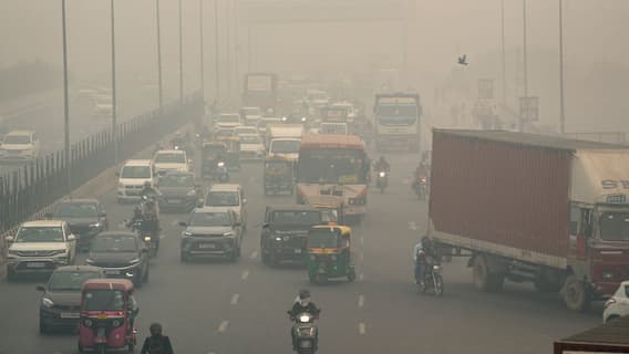 BS6 Vs BS5 Vs BS4: கார்களுக்கு விதிக்கப்பட்ட தடை..  BS6 Vs BS5 Vs BS4 என்ன வித்தியாசம்? ஏன் அவசியம்?