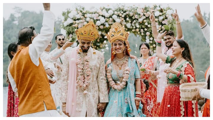 Odia actor Elina Samantray has tied the knot with her longtime partner, Anurag Panda.