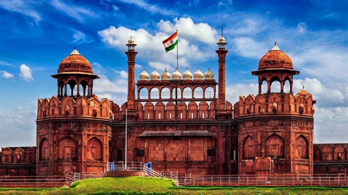 Explore The Charms Of Old Delhi: From The Majestic Red Fort To The Bustling Chandni Chowk