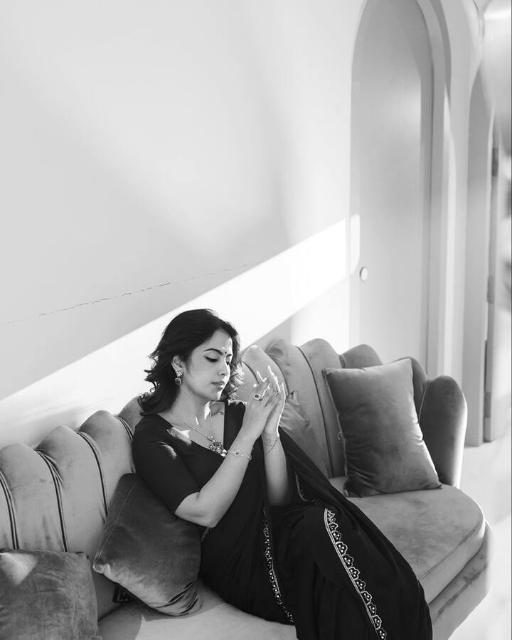 సినిమా అవకాశాల కన్నా వెబ్ సిరీస్ లతో బిజీగా ఉంది అవికా.. ఆ మధ్య వధువు వెబ్ సిరీస్ తో హిట్ అందుకుంది. మరికొన్ని వెబ్ సిరీస్ లతో వచ్చేందుకు సిద్ధమవుతోంది