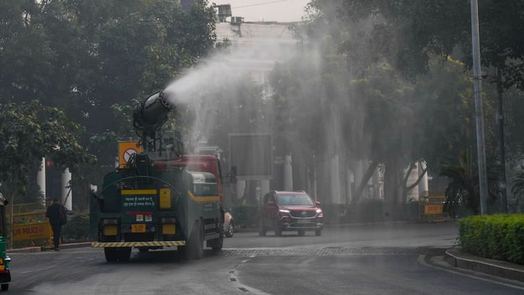 GRAP-3 Reimposed In Delhi As City's AQI Back In 'Very Poor' Category, Schools To Go In Hybrid Mode Till Class 5