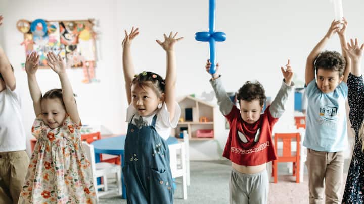 Activities That Promote Mindfulness: Simple breath-based games or sensory play that have a soothing effect, can lead to more stability and concentration as it increases body awareness, and regulates the overall internal mechanisms. Exercise-based games allow children to feel their bodily functions from outside, and thus grow aware of their physiology which not only roots them but boots their overall memory and sense of consideration, which teaches them the value of the present moment. Yoga is known to aid a life free of stress, for it builds emotional resilience, making young minds more adaptable and woke to the value behind savouring the moment.  (Image source: Canva)