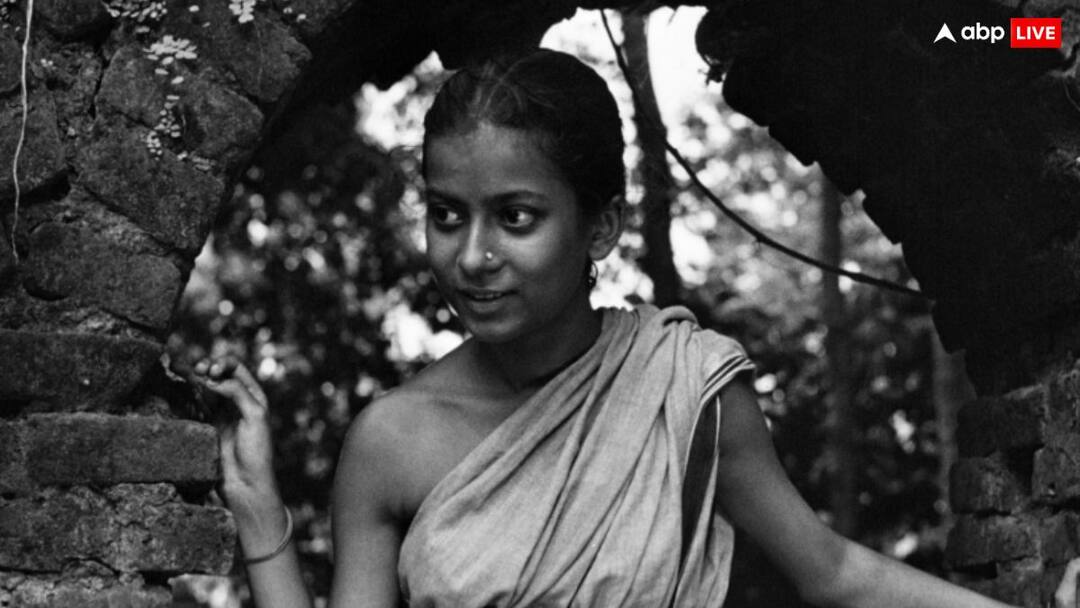 Satyajit Ray Pather Panchali Durga Uma Dasgupta passes away at the age of 84 Uma Dasgupta Death: बंगाली एक्ट्रेस उमा दासगुप्ता का 84 साल की उम्र में कैंसर से निधन, सत्यजीत रे की फिल्म पाथेर पांचाली में निभाया था दुर्गा का रोल