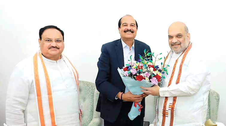 Harsh Mahajan Statement on Operation Lotus Creates Dispute Within BJP ANN ऑपरेशन लोटस पर सांसद हर्ष महाजन के बयान से BJP में असंतोष! कई नेताओं की नाराजगी की खबर