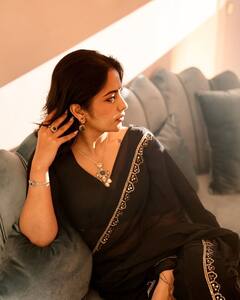 Avika Gor : బ్లాక్ శారీలో బాలిక వధూ ..ఆ కాటుక కళ్లతో ఏదో చెబుతోంది!