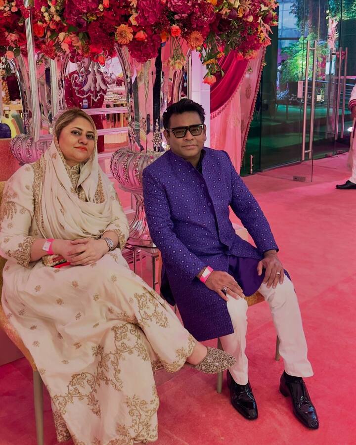 இந்நிலையில் ஏ.ஆர்.ரகுமானை பிரிவதாக அவரது மனைவி அறிவித்ததுமே நெட்டிசன்கள் தனுஷை வம்பிழுக்க ஆரம்பித்துவிட்டனர். இசைப்புயல் ஏ.ஆர். ரகுமானுடனான 29 ஆண்டு கால திருமண பந்தத்தை முடித்துக் கொள்வதாக அவரது மனைவி சாய்ரா பானு அறிவித்தார். இந்த அதிர்ச்சியில் இருந்து தமிழ் ரசிகர்கள் வெளியே வருவதற்குள் மீம்ஸ் கிரியேட்டர்கள் தனுஷை வைத்து தங்களுடைய திருவிளையாடலை நடத்த ஆரம்பித்துவிட்டனர்.