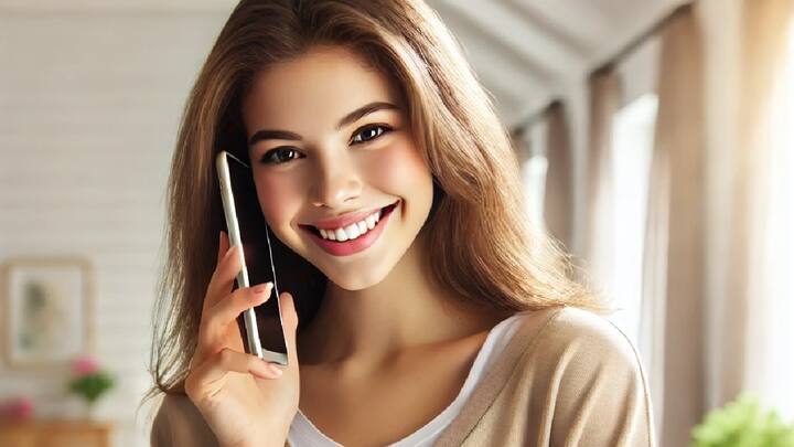 दरअसल, टेलीफोन के अविष्कारक अलेक्जेंडर ग्राहम बेल ने इस शब्द का इस्तेमाल पहली बार किया था ऐसा कई लोग दावा करते हैं. ग्राहम बेल की गर्लफ्रेंड का नाम मारगेट हैलो था, बस यहीं से इस शब्द की शुरुआत हुई.