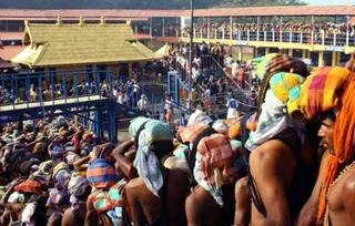 Sabarimala Temple: சபரிமலைக்கு செல்லும் ஐயப்ப பக்தர்களே.. இதெல்லாம் உங்களுக்கு உதவும்... கட்டாயம் தெரிந்து கொள்ளுங்கள்