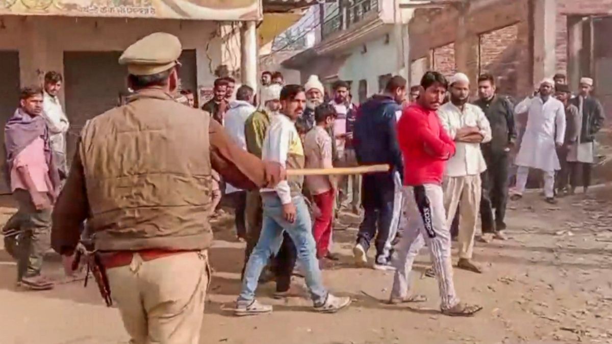 UP Bypoll Concludes With Faceoff Between SP And BJP, Akhilesh Claims Cop Threatened Locals From Voting