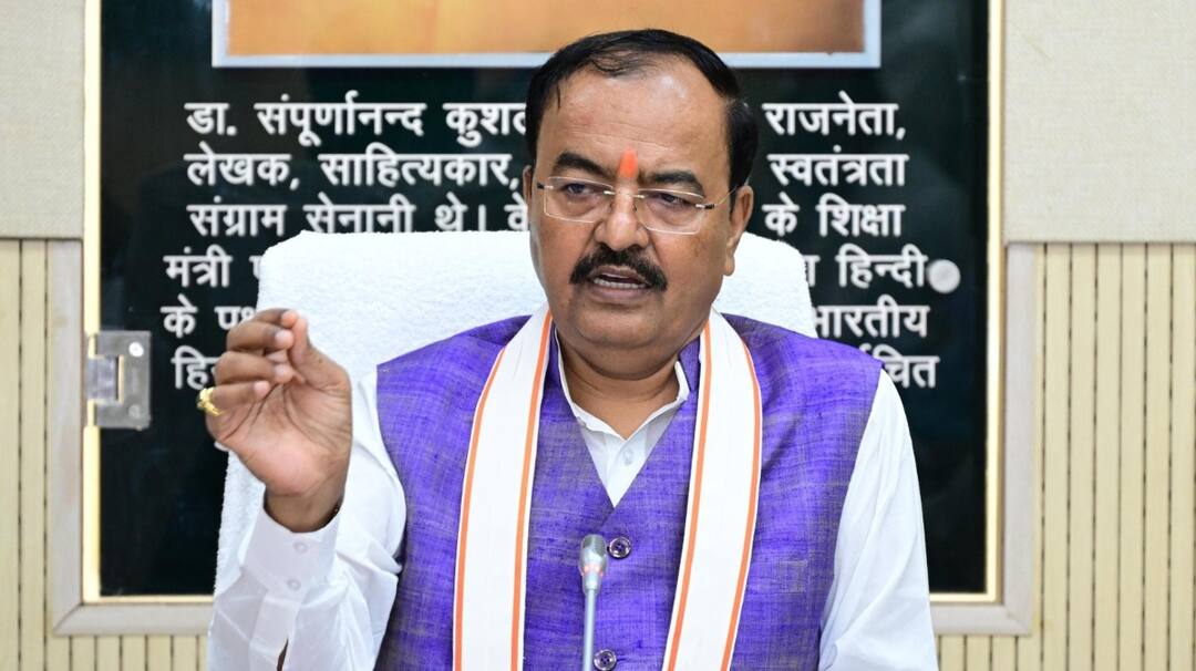 UP Bypolls Voting Keshav Prasad Maurya says Samajwadi Party is just an army of goons and murderers यूपी उपचुनाव: 'सपा सिर्फ गुंडों, माफियाओं, दंगाइयों और हत्यारों की फौज'- केशव प्रसाद मौर्य