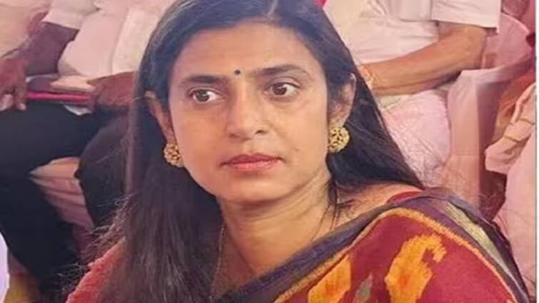 Actress Kasthuri Got conditional bail Regarding Controversial Telugu Community Speach Kasthuri Bail: நடிகை கஸ்தூரிக்கு ஜாமீன்: எதிர்ப்பு தெரிவிக்காத காவல்துறை.! ஆனால் நீதிமன்றம் வைத்த செக் .!