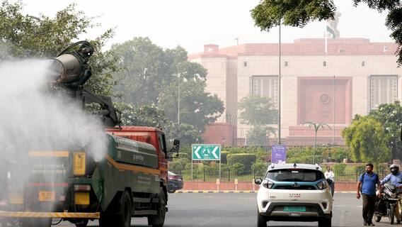 Delhi Air Pollution: दिल्ली में प्रदूषण से राहत, नीचे आया AQI, अब सर्दी करेगी लोगों को परेशान Delhi Air Pollution: दिल्ली में प्रदूषण से राहत, नीचे आया AQI, अब सर्दी करेगी लोगों को परेशान