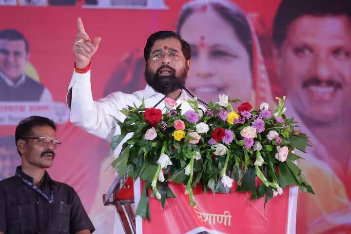 આઉટગોઇંગ સીએમ એકનાથ શિંદેના સમર્થનમાં સૌથી વધુ લોકો જોવા મળ્યા હતા. 35.8 ટકા લોકોએ કહ્યું કે તેઓ એકનાથ શિંદેને ફરીથી મુખ્યમંત્રીની ખુરશી પર જોવા માંગે છે.