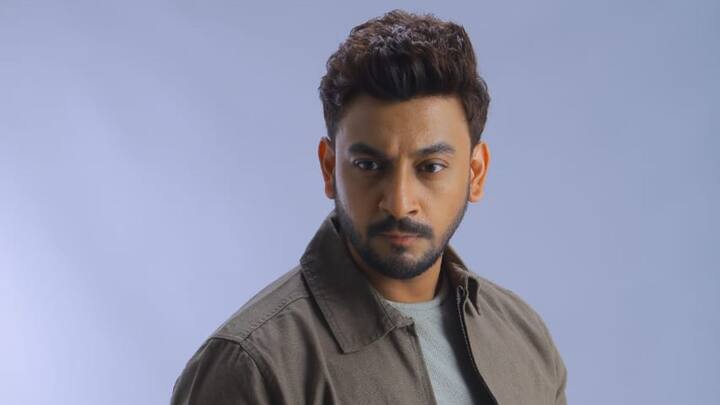 পর্দায় তাঁরা একে অপরের বিরোধী। একটি নতুন ছবি নিয়ে আসছেন বনি সেনগুপ্ত (Bonny Sengupta) ও সৌরভ দাস (Sourav Das)।