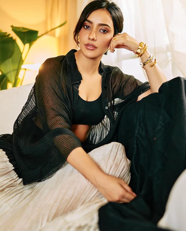 Neha Sharma wanted to become a fashion designer and not an actress. She completed her studies from National Institute of Fashion Technology (NIFT), Delhi and also worked in the fashion industry for some time.