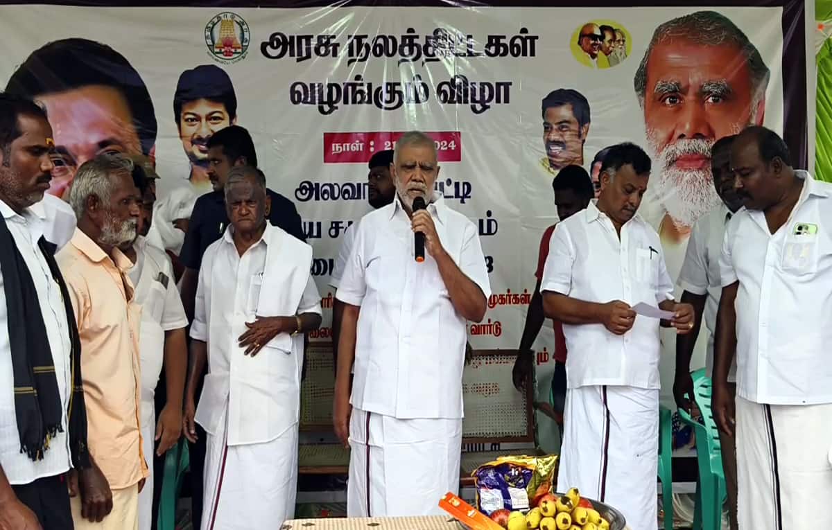 தமிழகத்தில் பொதுமக்களிடமிருந்து அதிமுக விலகிச் சென்று விட்டது - அமைச்சர் இ.பெரியசாமி