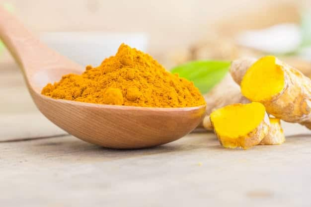 Effect on liver: Excessive consumption of turmeric can put pressure on the liver. It can affect liver function by increasing liver enzymes.