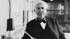 જ્યારે દુનિયામાં Hello નો ઉપયોગ નહતો થતો, ત્યારે લોકો કઇ રીતે કરતાં'તા એકબીજાનું અભિવાદન