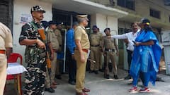 महाराष्ट्र में मतदान वाले दिन करीब 150 मामले हुए दर्ज, चुनाव आयोग ने की कार्रवाई