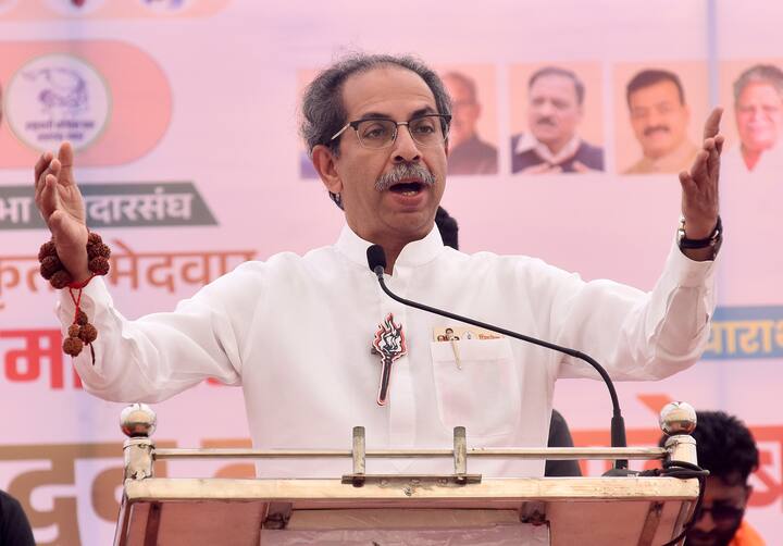 वहीं अगर महाविकास अघाड़ी के नेताओं की बात करें तो इसमें सबसे आगे उद्धव ठाकरे का नाम है. एक्सिस माई इंडिया के सर्वे के मुताबिक 18 फीसदी लोग उन्हें महाराष्ट्र का अगला मुख्यमंत्री बनते देखना चाहते हैं.