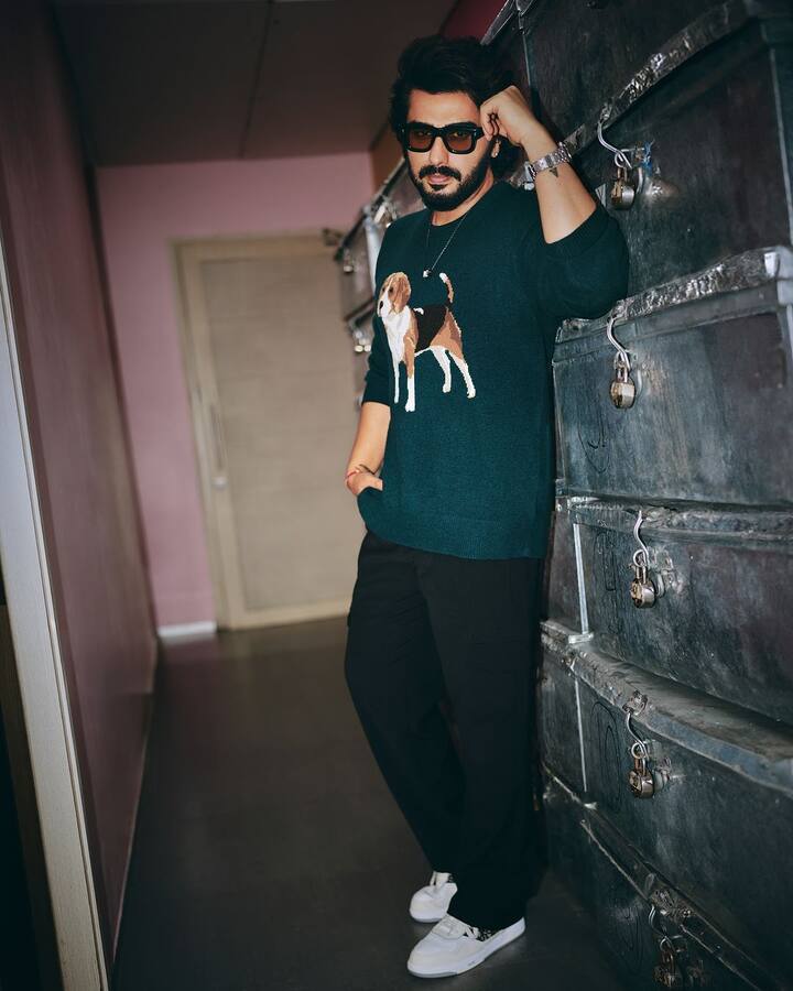 His performance as the dreaded Danger Lanka was widely lauded by audiences, critics and friends.