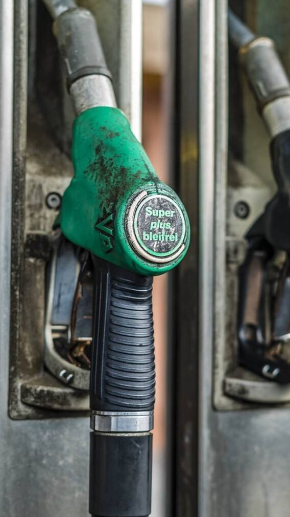 किस फ्यूल में तेज होगा धमाका, पेट्रोल या सीएनजी में?