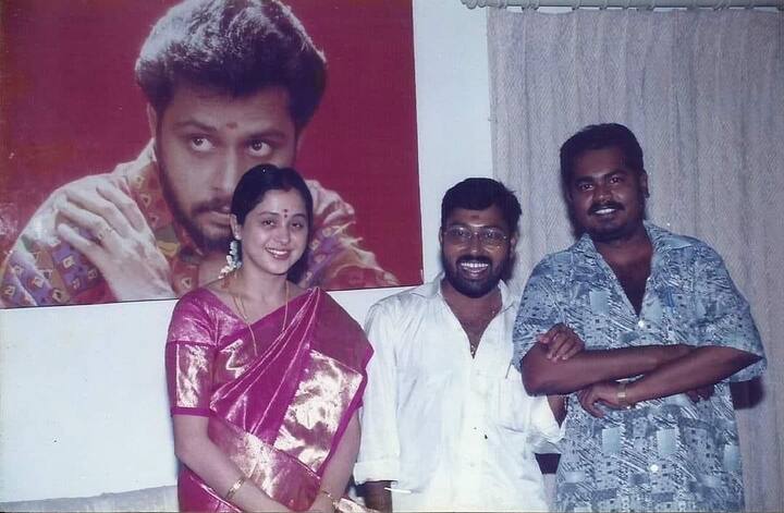 அஜித், விஜய், கார்த்திக், பிரபு, விஜயகாந்த், கமல் ஹாசன், சரத்குமார், சத்யராஜ், விக்ரம், பார்த்திபன், லிவிங்ஸ்டன், மம்மூட்டி என்று மாஸ் நடிகர்களுடன் இணைந்து ஏராளமான படங்களில் நடித்துள்ளார். அவர் யாருடன் எல்லாம் நடித்தாரோ அவர்கள் எல்லாம் இப்போதும் சினிமாவில் மாஸ் ஹீரோக்களாக இருக்கின்றனர். சீசனுக்கு ஏதேனும் படங்களில் தலைகாட்டுகிறார்கள்.