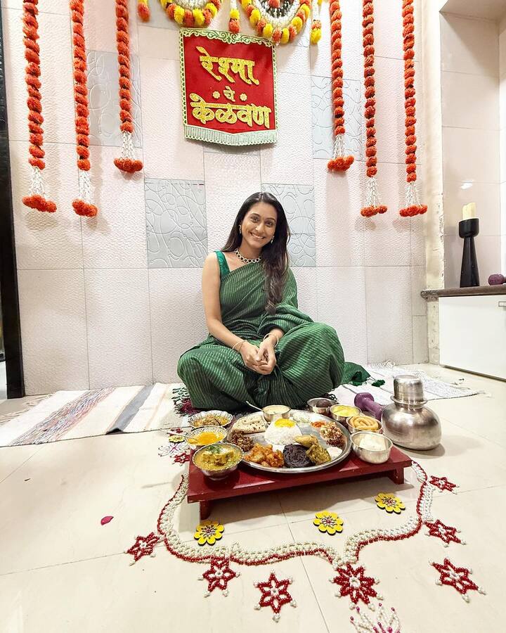 रेश्मा आता लवकरच लग्नबंधनात अडकणार आहे.