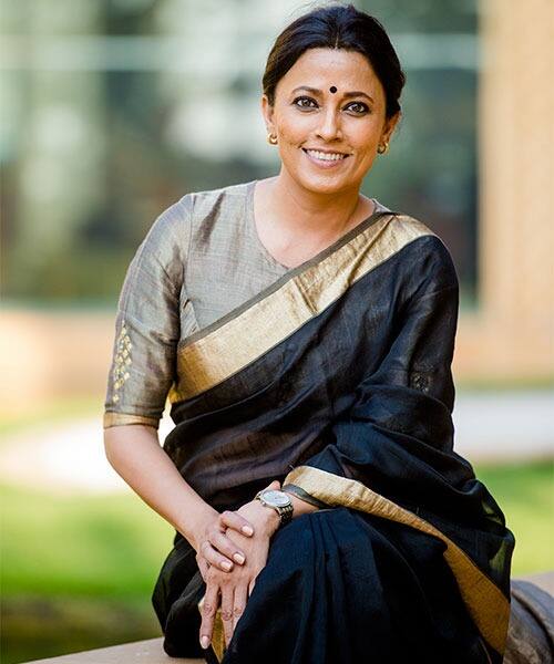 Ammaji - Na Aana Is Des Laado: Meghna Malik's portrayal of Ammaji is iconic and deeply impactful. Ammaji begins as a symbol of patriarchal dominance, enforcing regressive practices that oppress women in the fictional village of Veerpur. However, her character evolves as she faces personal losses and challenges that reshape her outlook. Meghna Malik masterfully brings out the complexities of Ammaji’s transformation, from an enforcer of oppression to a reluctant ally in the fight for women's rights. Through her powerful presence and nuanced performance, Meghna highlights the strength required to challenge deeply ingrained traditions, making Ammaji a vital character in promoting the message of gender equality and societal change.