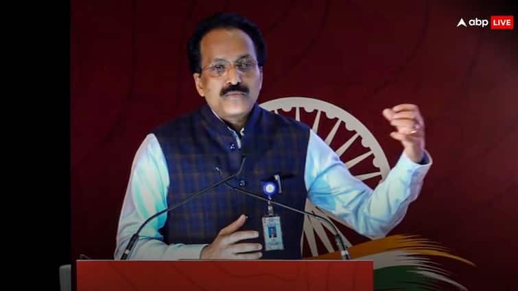 ISRO Chief Somnath says if India can have Rocket sensor then it can develop Car sensor too SpaceX 'स्पेसएक्स बनाने की इच्छा... भारत रॉकेट सेंसर बना सकता है तो...', इसरो अध्यक्ष सोमनाथ ने क्या कहा?