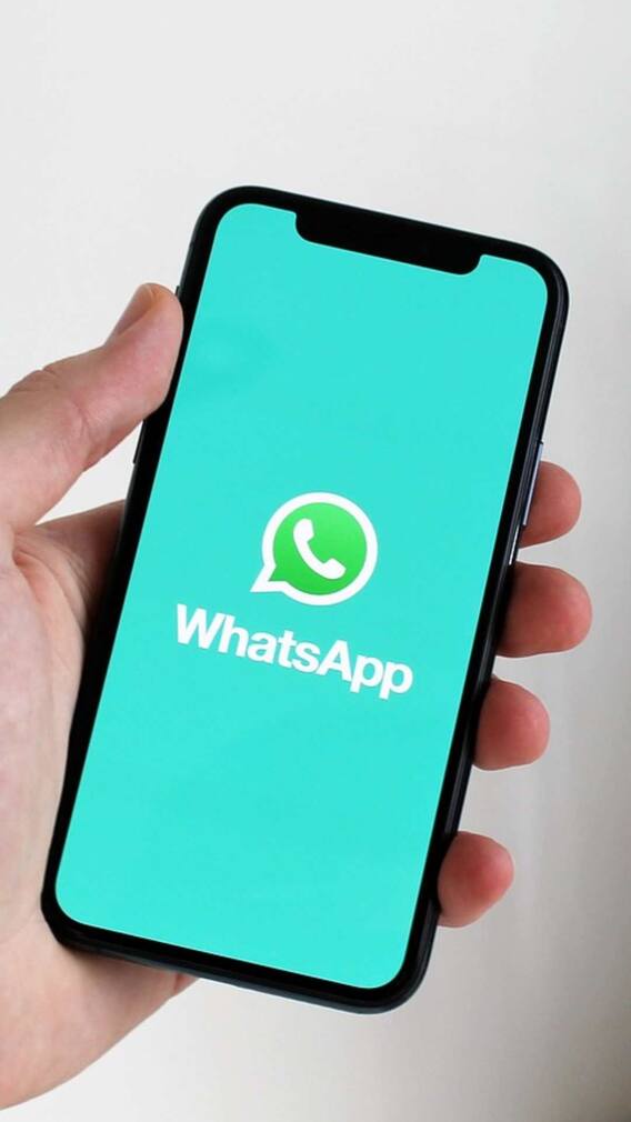 अब आप बिना सुने समझ पाएंगे WhatsApp के वॉयस मैसेज