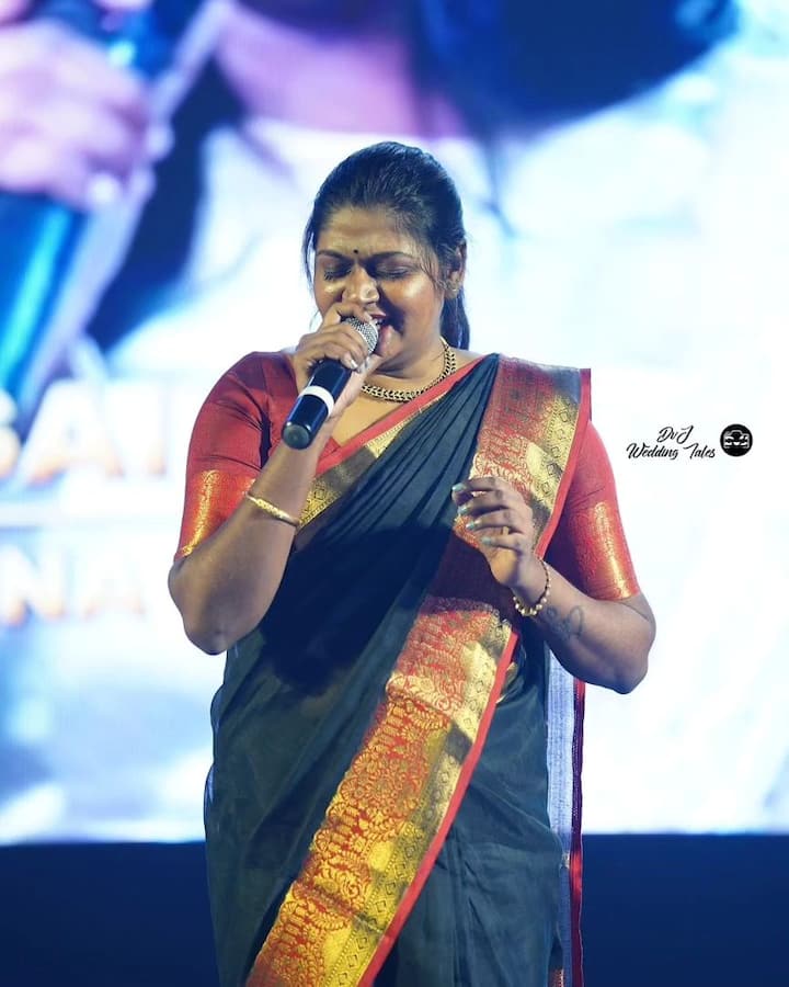 இந்நிகழ்ச்சியின் மூலமாக எல்லோராலும் அறியும் ஒரு கானா பாடகியாக வலம் வந்தார். இந்த நிலையில் தான் ஐயப்பன் பற்றி இவர் பாடிய பாடலால் சர்ச்சையில் சிக்கியுள்ளார். பொதுவாக கார்த்திகை மற்றும் மார்கழியில் ஐயப்பன் மற்றும் முருகனுக்கு பக்தர்கள் மாலை அணிந்து பாத யாத்திரை செல்வது வழக்கம். இதில், சபரிமலைக்கு பெண்கள் செல்லக் கூடாது ஒரு நம்பிக்கை இருந்தது. ஏனென்றால் சபரிமலைக்கு என்று சில கதைகளும், கட்டுப்பாடுகளும், சடங்குகளும் பின்பற்றப்படுகிறது. பல மாநிலங்களிலிருந்து லட்சக்கணக்கான பக்தர்கள் சபரிமலைக்கு ஐயப்பனை காண வருவார்கள்.
