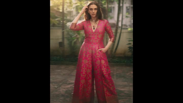 5. Ethnic Touch Jumpsuits: Stylish and comfortable ethnic touch jumpsuits with embroidery, mirror work or block prints are perfect for semi-formal or festive occasions. Having adjustable waistbands and selecting ankle-examined jumpsuits are ideal since they flatter the figure. (Image Source: Instagram/@aditiraohydari)