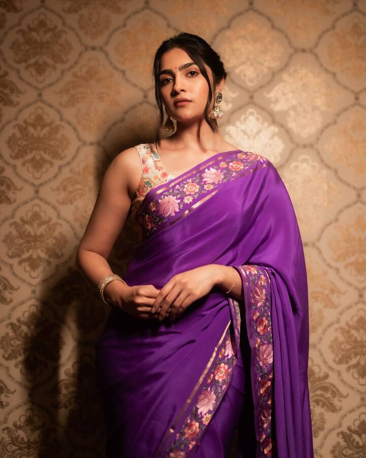 సప్తసాగరాలు దాటి మూవీ మంచి టాక్ సొంతం చేసుకోవడంతో రుక్మిణి వసంత్ కి ఆఫర్లు పెరిగాయి. ఇటు టాలీవుడ్ లో ఎంట్రీ ఇచ్చేందుకు సిద్ధమవుతోందామె.