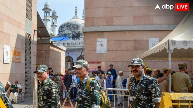 काशी विश्वनाथ-ज्ञानवापी विवाद: वज़ूखाने के भी ASI सर्वे की मांग पर सुप्रीम कोर्ट का नोटिस