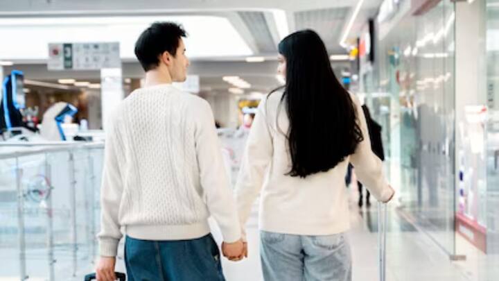 यह दौर अगस्त से अक्टूबर का रहा, जहां शू हर हफ्ते एक क्लास अटेंड करके वापस चीन आते और गर्लफ्रेंड के साथ वक्त बिताते. उनकी यात्रा को तीन दिन लगते थे.