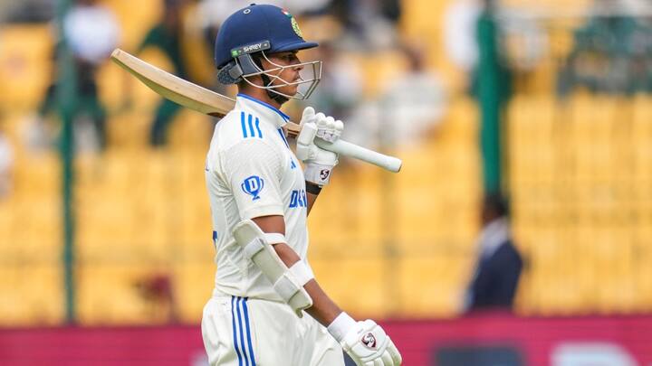 यशस्वी ने साल 2024 में अभी तक 34 छक्के लगाए हैं. यह रिकॉर्ड पहले ब्रैंडन मैकक्लम के नाम दर्ज था. न्यूजीलैंड के खिलाड़ी मैक्कलम में 2014 में 33 छक्के लगाए थे.