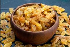 Health Tips: જો શરીરમાં લોહીની ઉણપ હોય તો આ રીતે ખાલી પેટ કિસમિસનો કરો ઉપયોગ, ફટાફટ વધશે હિમોગ્લોબિન