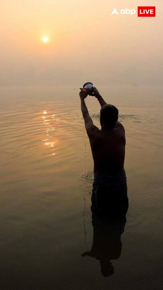 सूर्य देव को जल किस समय चढ़ाएं