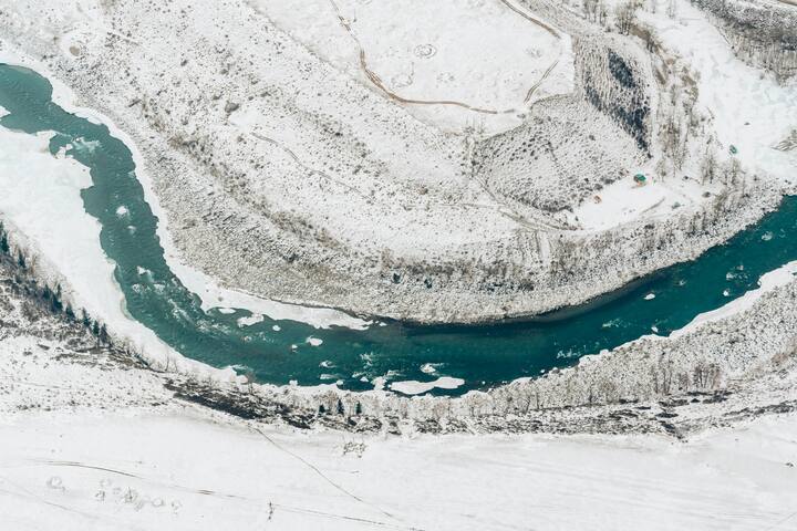 ये नदी जर्मनी, ऑस्ट्रिया, स्लोवाकिया, हंगरी, क्रोएशिया, सर्बिया, बुल्गारिया, मोल्दोवा, यूक्रेन और रोमानिया में बहती है.
