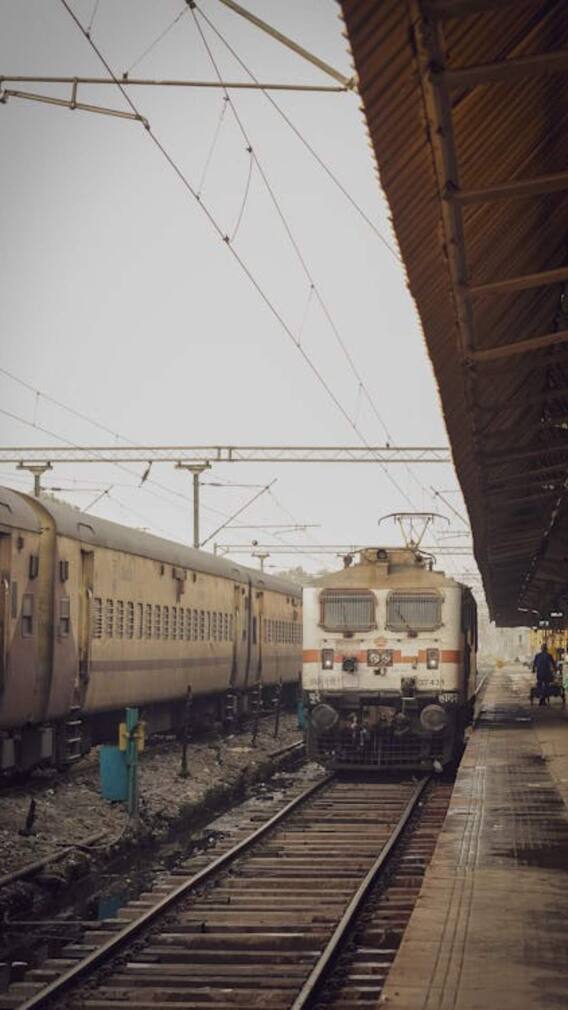 कितने लोगों को नौकरी देता है रेलवे