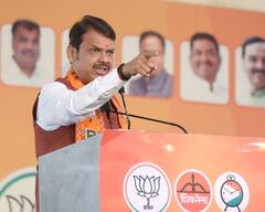 Devendra Fadnavis Net Worth : કરોડોના માલિક છે મહારાષ્ટ્ર BJPના દિગ્ગજ નેતા દેવેંદ્ર ફડણવીસ, જાણો નેટવર્થ