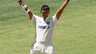 ind vs aus test match youngest player yashasvi jaiswal set to hundred vs australia equals sachin tendulkar record