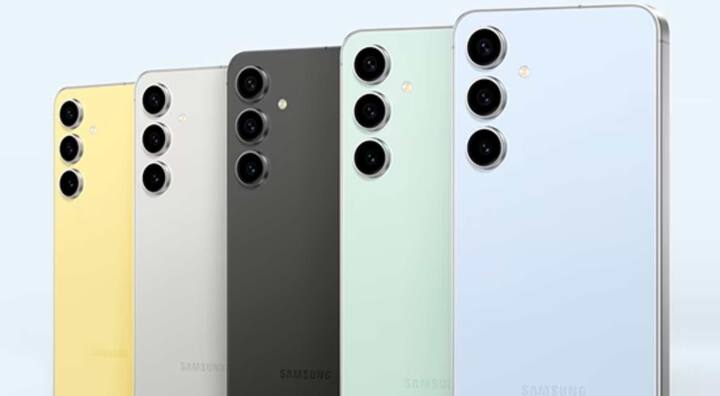 आपकी जानकारी के लिए बता दें कि Samsung Galaxy S24 के 128GB स्टोरेज वेरिएंट की असल कीमत 79,999 रुपये थी. लेकिन अब इस फोन पर 24 प्रतिशत का डिस्काउंट दिया जा रहा है. डिस्काउंट के बाद इस फोन को 56,999 रुपये में खरीदा जा सकता है. इतना ही नहीं फोन ऑफलाइन रिटेल स्टोर्स पर भी सस्ते में सेल के लिए उपलब्ध है.