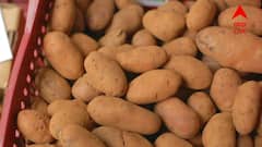 কলকাতার বাজারে কমছে আলুর দাম, মন্ত্রীর ইঙ্গিতে আশার আলো