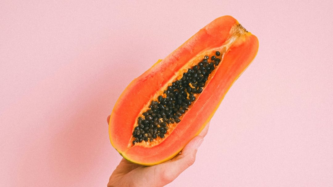 skin care tips winter skin care with papaya use papaya face mask papaya face scrub Skin Care With Papaya: শীতকালে কেন পাকা পেঁপে থেকে তৈরি ফেসপ্যাক-স্ক্রাব ব্যবহার করবেন? কীভাবে পাবেন উপকার?